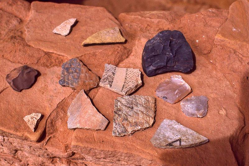 2001-04 Utah Trip 044 Mule Creek Canyon Pot Shards.jpg